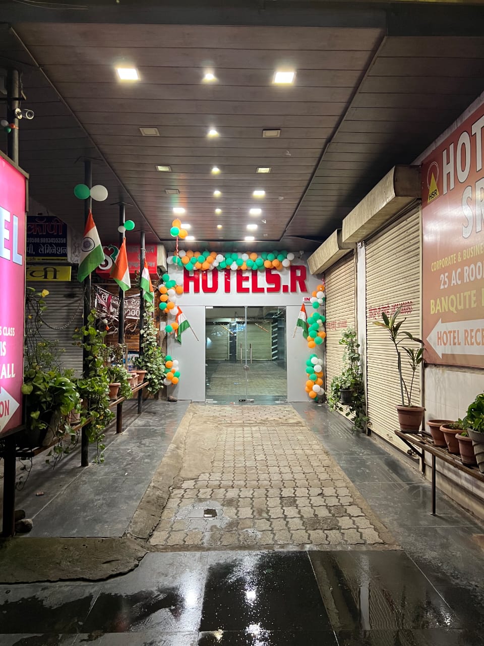 Hotel SR Indore